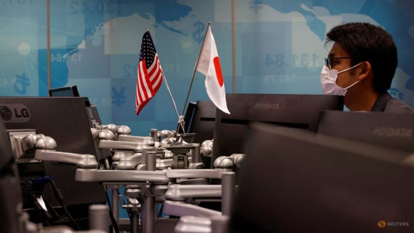 Japan govt, central bank reiterate concern over sharp falls in yen Japan govt, central bank reiterate concern over sharp falls in yen