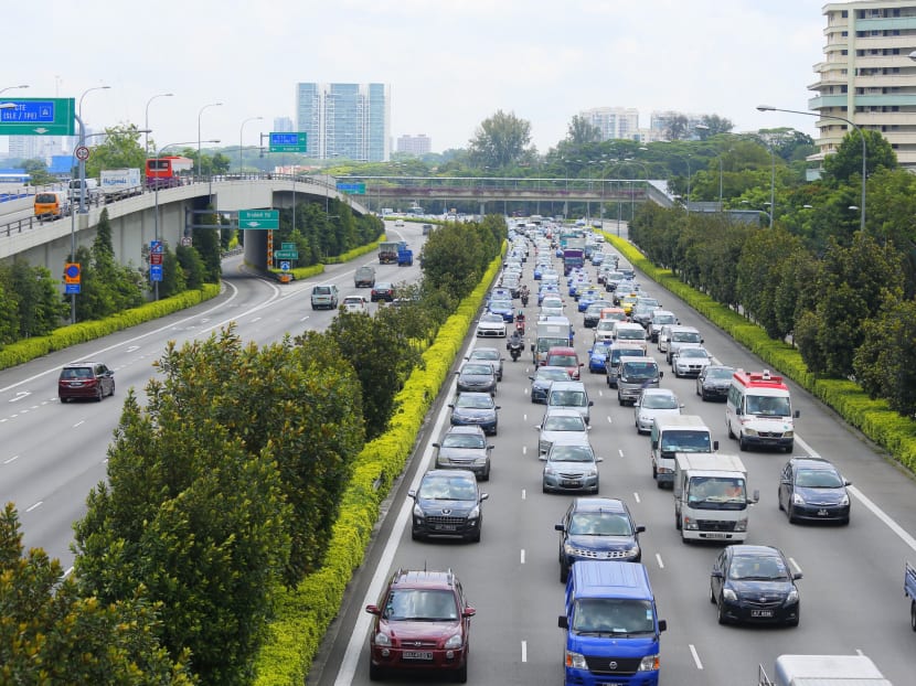 A view of the traffic jam along the CTE near the Braddell Road exit at around 12.29pm on Friday morning (May 6). Photo: Ernest Chua/TODAY
