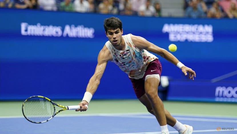 Alcaraz stops Zverev to set up semi-final of US Open champions