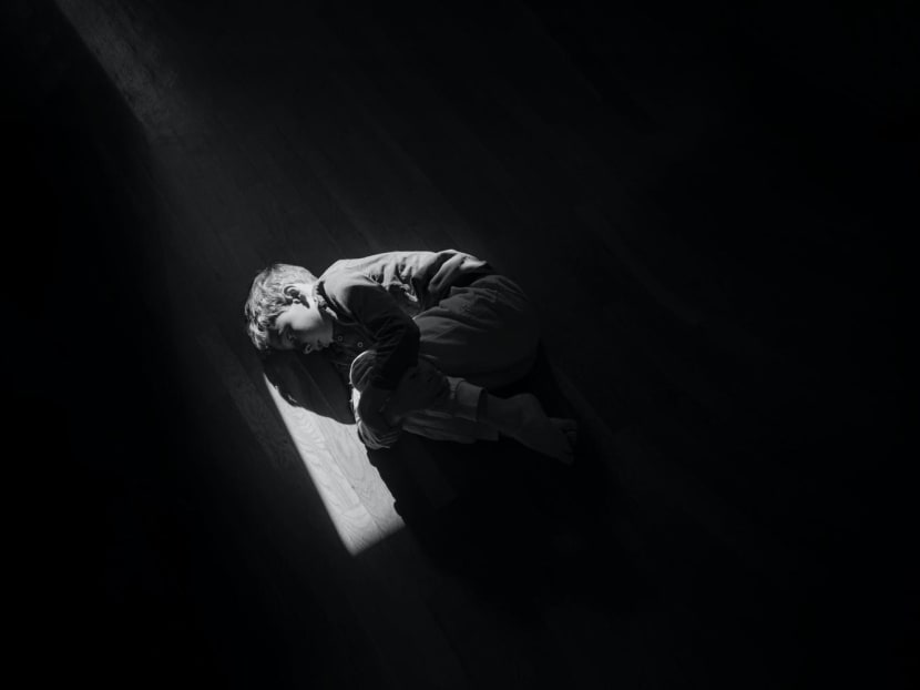 A diverse set of stressors — like traumatic events, financial worries or even public speaking — can prompt panic attacks. But they can also occur unexpectedly, with no discernible trigger. A diverse set of stressors — like traumatic events, financial worries or even public speaking — can prompt panic attacks. But they can also occur unexpectedly, with no discernible trigger.