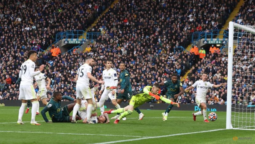 Llorente goal seals first win for Leeds Llorente goal seals first win for Leeds