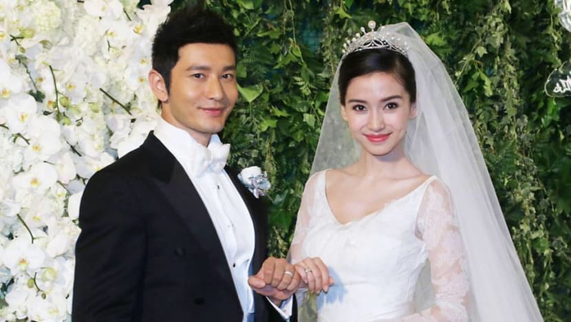 What did Huang Xiaoming give Angelababy for her birthday?