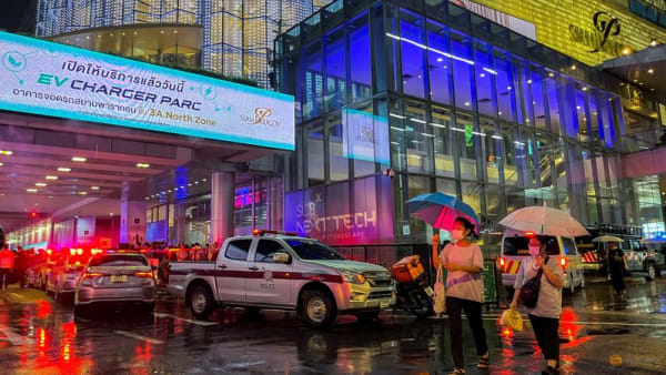 'Everybody was screaming': Fear, chaos at Bangkok's Siam Paragon mall as gunman opened fire