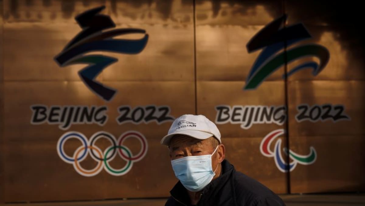 China mengatakan Inggris sedang mencoba untuk mencoreng Olimpiade Beijing