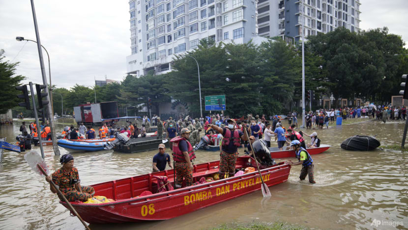Singapore sends condolences to Malaysia, Philippines over floods, typhoon Singapore sends condolences to Malaysia, Philippines over floods, typhoon