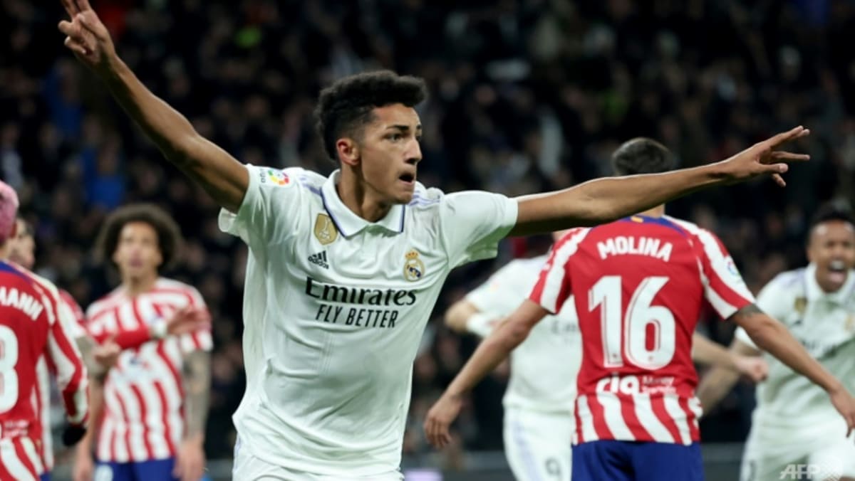 Striker remaja Madrid Rodriguez menyelamatkan hasil imbang derby melawan Atletico