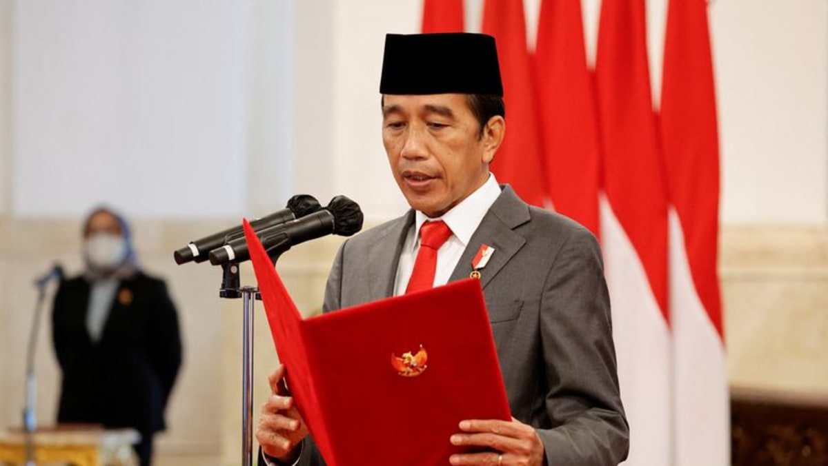 Peringkat persetujuan Presiden Indonesia Jokowi mencapai titik tertinggi sepanjang masa: Poll
