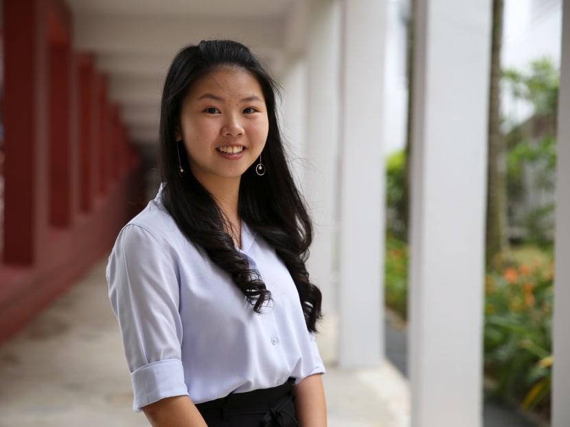 Pioneer Junior College student Brenda overcame a turbulent childhood to do well in her GCE A-Levels. Photo: Koh Mui Fong/TODAY
