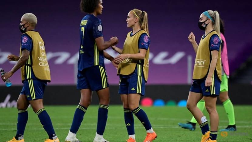 Lyon and PSG through to semi-finals in Women's Champions League Lyon and PSG through to semi-finals in Women's Champions League