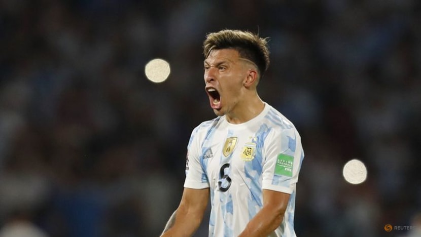 Manchester United agree 67-million-euro deal to sign Ajax defender Martinez Manchester United agree 67-million-euro deal to sign Ajax defender Martinez