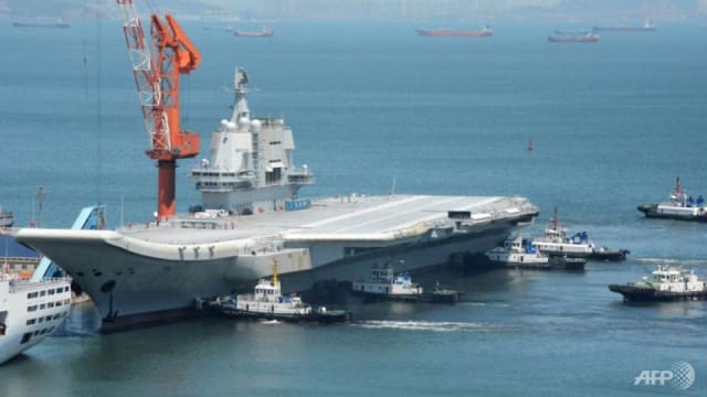 中国证实第二艘航母 通过台湾海峡