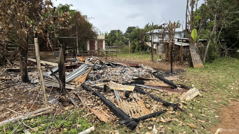 Anti-junta forces pause offensive to let aid workers leave Myanmar's Kayah State Anti-junta forces pause offensive to let aid workers leave Myanmar's Kayah State