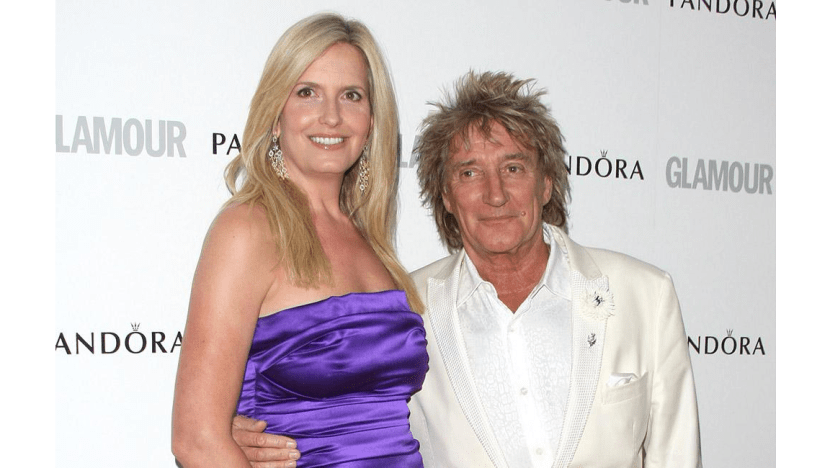 Sir Rod Stewart has big Christmas party Sir Rod Stewart has big Christmas party