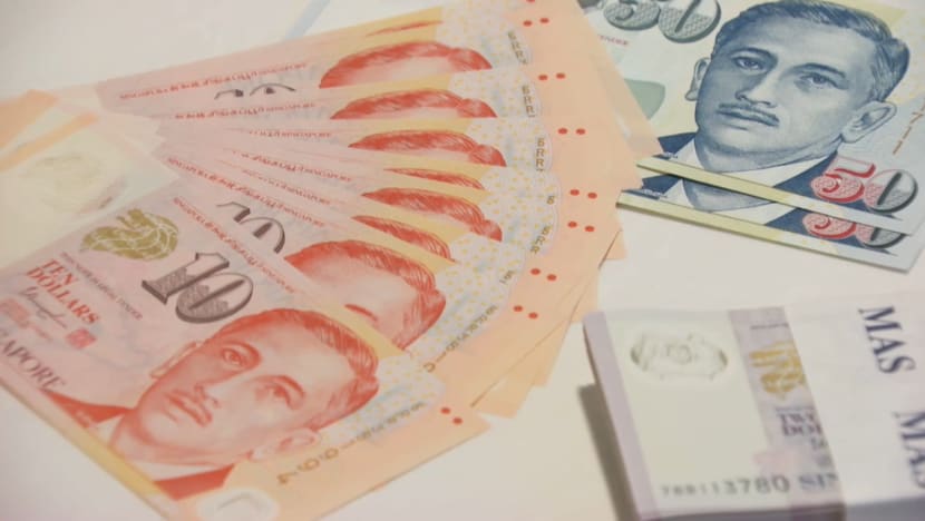 mm%20 %20currency%202