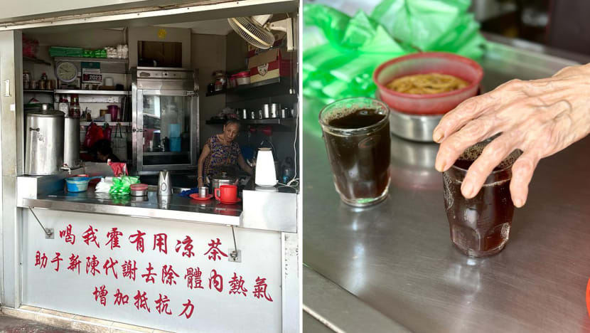 Johor Bahru Liang Teh Auntie Sells Potent S$0.30 Wang Lao Ji Herbal Tea For Cough & Sore Throat 