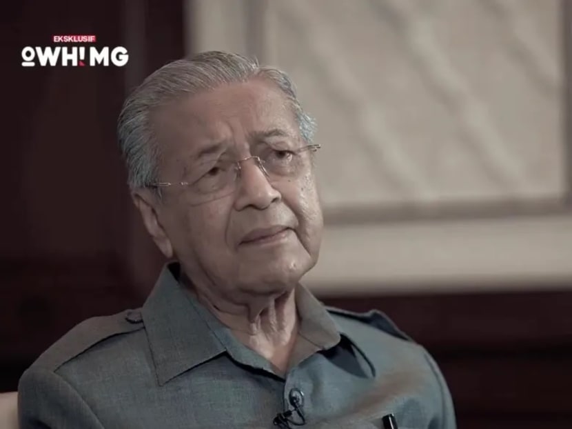 A screenshot of Dr Mahathir in an interview with Malaysia Gazette aired on Facebook, Sept 30, 2020.