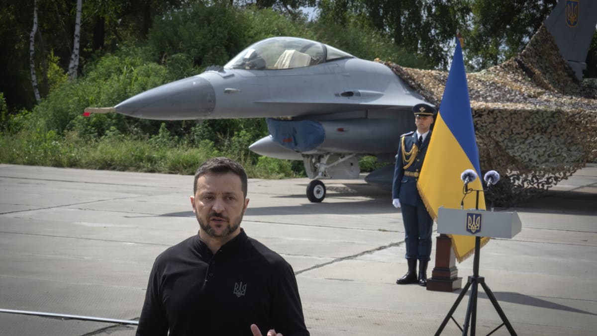 Zelenskyy touts new ‘drone missile’, calls Putin ‘sick old man’ Zelenskyy touts new ‘drone missile’, calls Putin ‘sick old man’