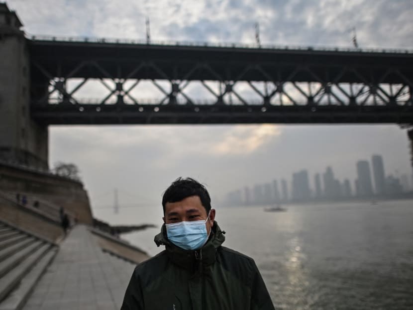 Medical face masks make men look more attractive, UK study finds Medical face masks make men look more attractive, UK study finds