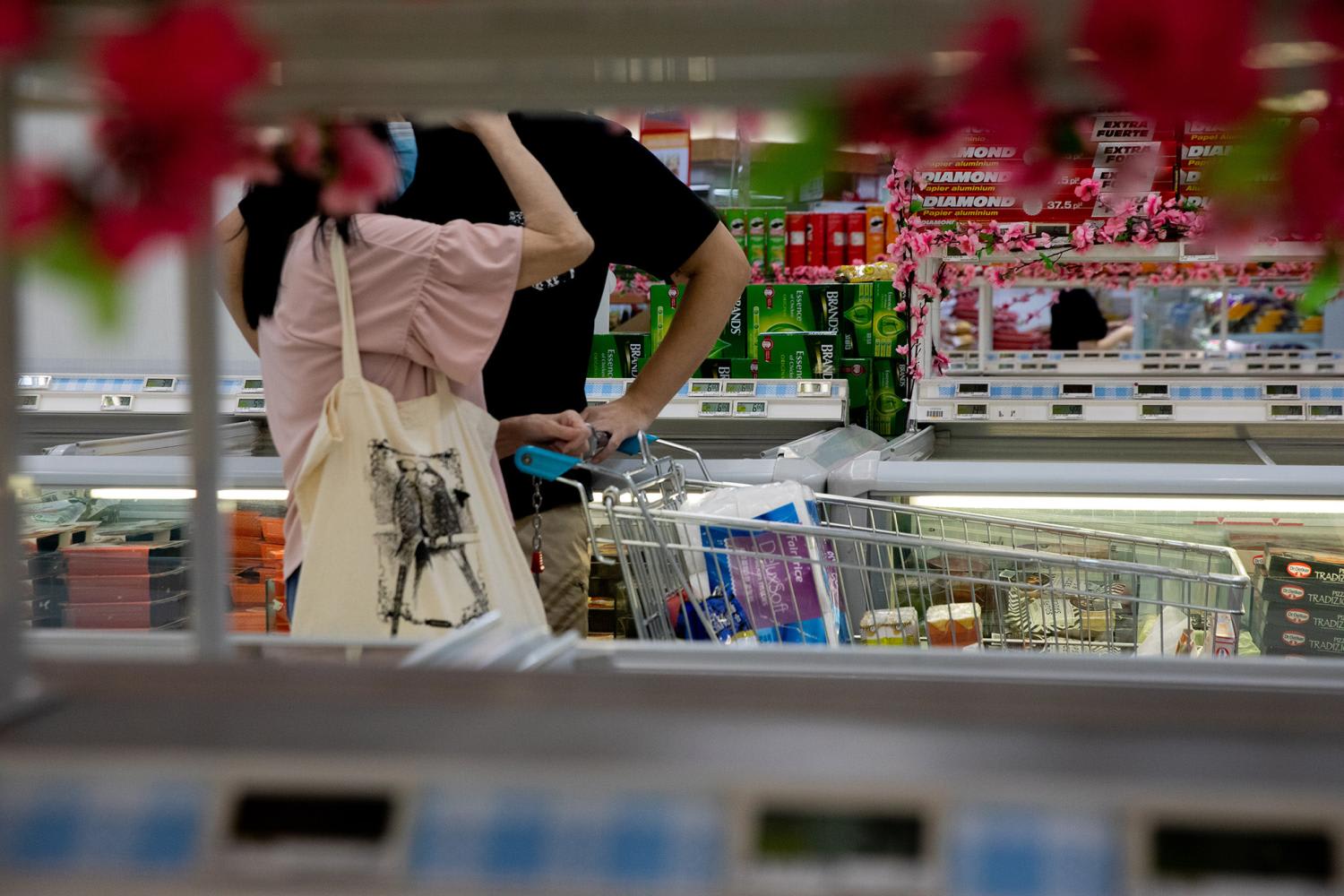 Several Members of Parliament tabled questions about the rising cost of living that businesses and households face in the midst of rising inflation. Several Members of Parliament tabled questions about the rising cost of living that businesses and households face in the midst of rising inflation.