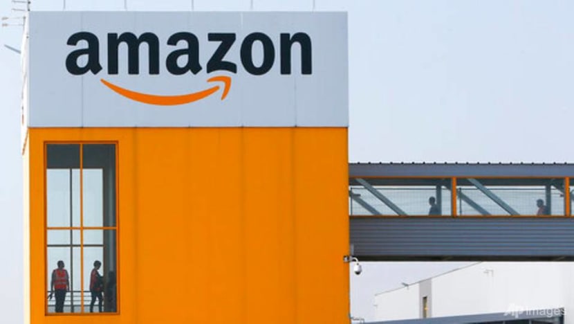 Amazon plans AI-powered cameras in delivery vans to improve driver safety Amazon plans AI-powered cameras in delivery vans to improve driver safety