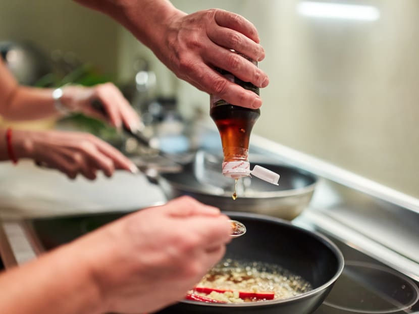 When shopping for ingredients to cook at home, choose healthier immunity-boosting foods. When shopping for ingredients to cook at home, choose healthier immunity-boosting foods.