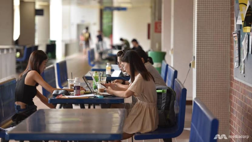SkillsFuture work-study programmes to become ‘mainstream pathway’ by 2025, benefit more students: Lawrence Wong SkillsFuture work-study programmes to become ‘mainstream pathway’ by 2025, benefit more students: Lawrence Wong