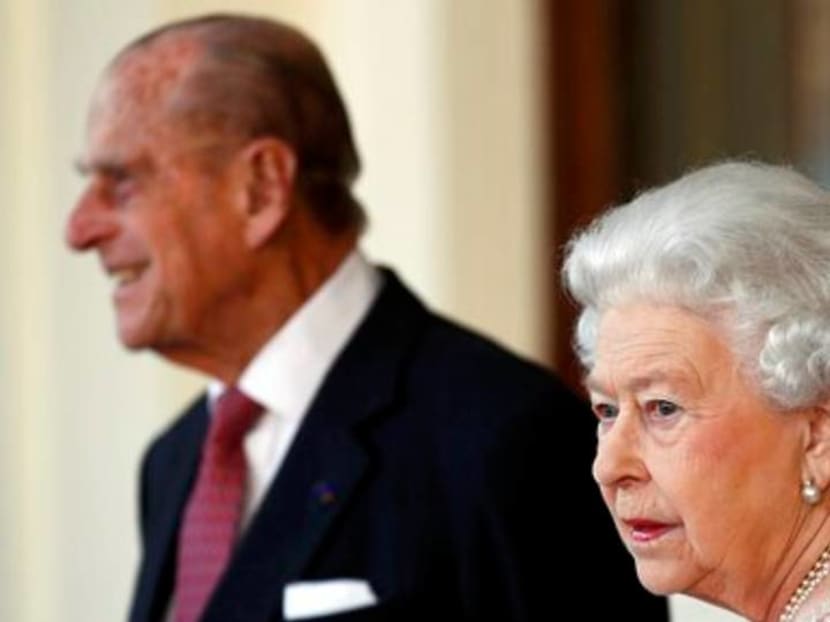Prince William urges public to follow Queen Elizabeth's example and get COVID-19 vaccine Prince William urges public to follow Queen Elizabeth's example and get COVID-19 vaccine