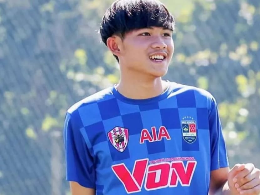 Thai teen who captained Chiang Rai soccer team rescued from flooded cave in 2018 dies in UK 