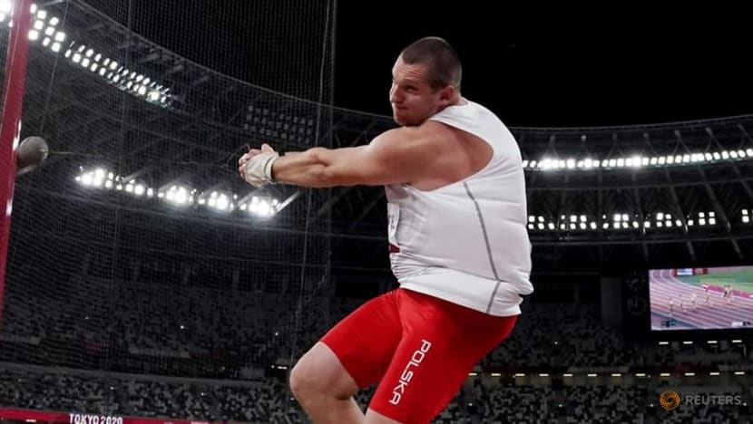 Olympics-Athletics-Poland's Nowicki wins gold medal in men's hammer throw Olympics-Athletics-Poland's Nowicki wins gold medal in men's hammer throw