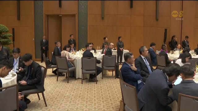 越南总理设国宴招待李显龙总理 两国领导人：有必要维护亚细安多边关系