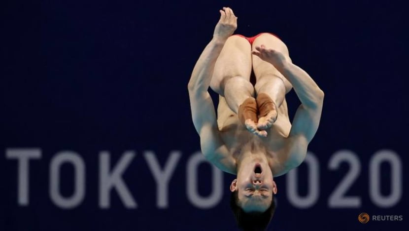 Olympics-Diving-China's Xie wins gold in the men's 3m springboard Olympics-Diving-China's Xie wins gold in the men's 3m springboard