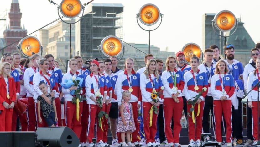 Olympics-Russia welcomes medallists home with Red Square festivities Olympics-Russia welcomes medallists home with Red Square festivities