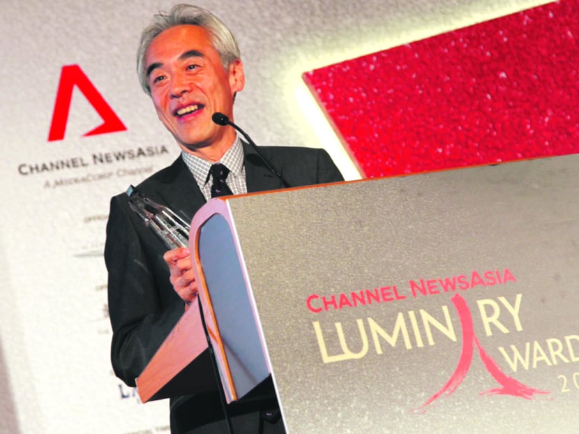 CNA Insider - MediaCorp CEO, Shaun Seow, handing out the Future Business  Luminary Award to Charles Wong of Charles and Keith. The company helms  brands Charles and Keith as well as Pedro