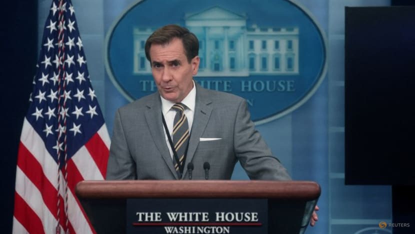 White House hopes to contain tensions with China over Pelosi's Taiwan visit White House hopes to contain tensions with China over Pelosi's Taiwan visit