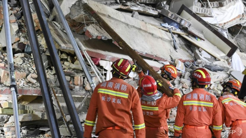Nine detained in connection with China building collapse