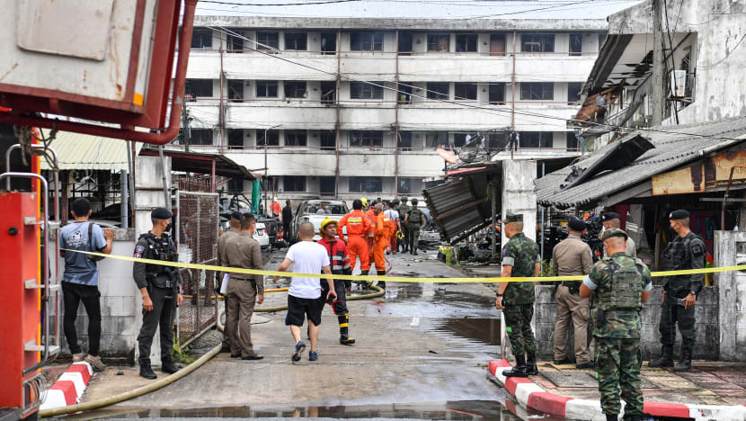 Bom kereta ragut 1 nyawa; 30 cedera di selatan Thailand