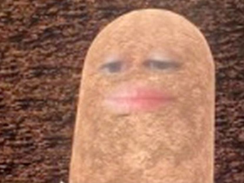 Boss turns herself into a potato during video conference and can't undo it Boss turns herself into a potato during video conference and can't undo it