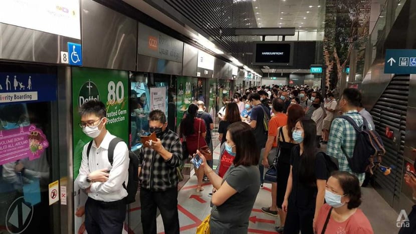 Train fault causes morning rush hour delay on Circle Line Train fault causes morning rush hour delay on Circle Line