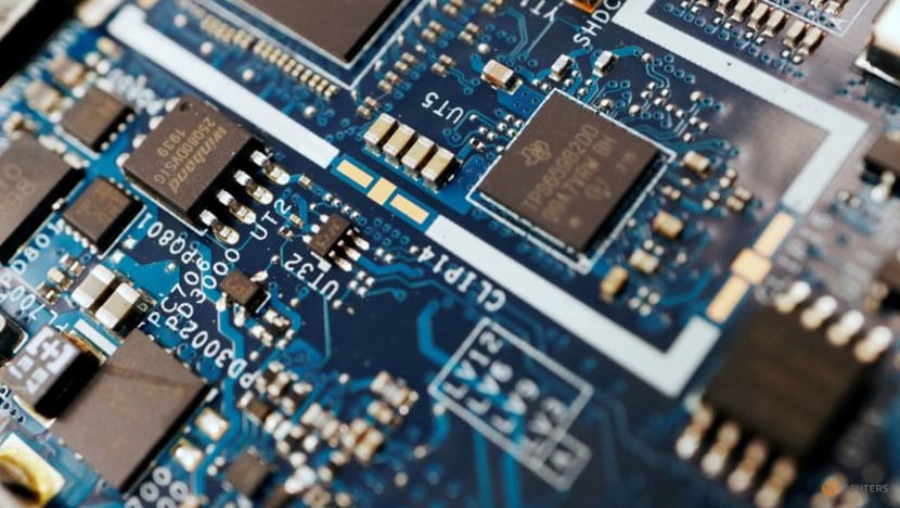 China chip industry group 'troubled' by US export curbs China chip industry group 'troubled' by US export curbs