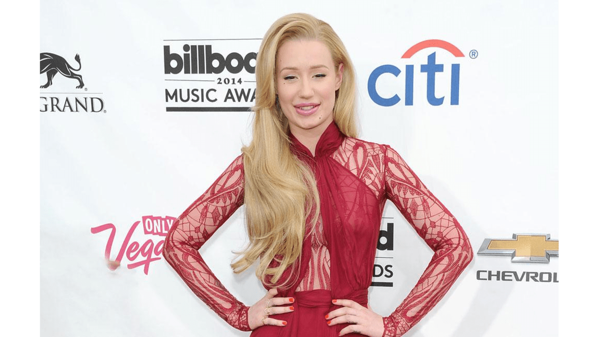 Iggy Azalea Reveals She Has A Son 8days 1782