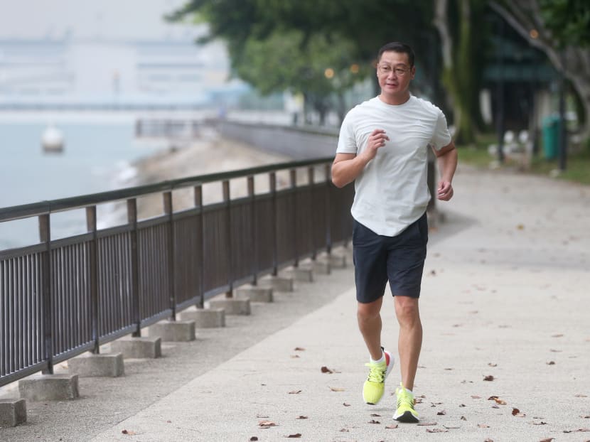 Mr Jeffrey Leong’s biggest challenge during his cancer journey was its psychological impact but he found ways to cope. Throughout his cancer treatment, he pushed himself to continue exercising. He would do 45-minute walks on the treadmill daily and lift weights. Mr Jeffrey Leong’s biggest challenge during his cancer journey was its psychological impact but he found ways to cope. Throughout his cancer treatment, he pushed himself to continue exercising. He would do 45-minute walks on the treadmill daily and lift weights.