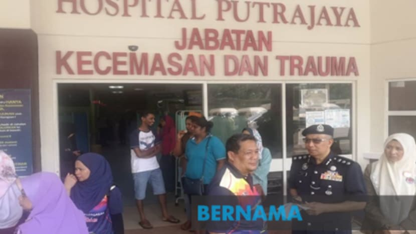 16 orang termasuk 9 kanak-kanak kelecuran di Putrajaya akibat letupan belon helium