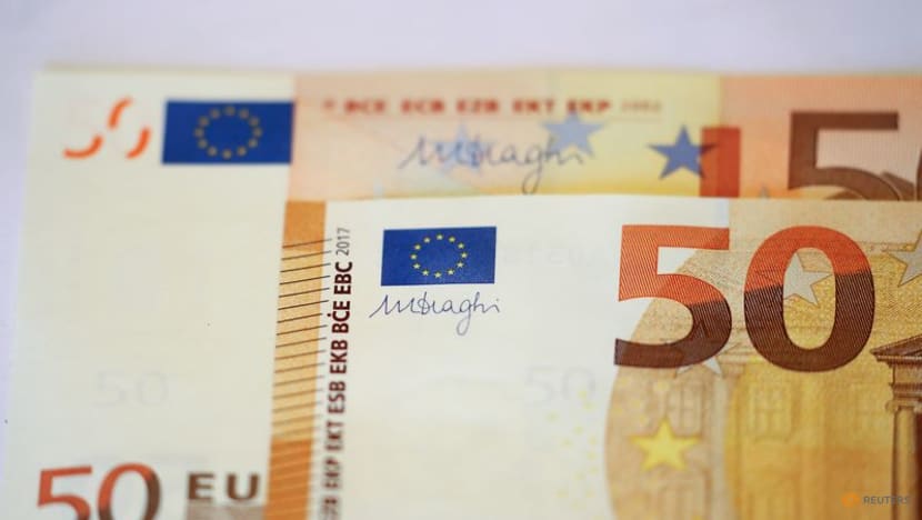Euro tests support as Ukraine crisis threatens economic growth Euro tests support as Ukraine crisis threatens economic growth