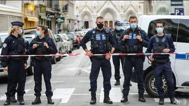 法国尼斯恐袭案 目前共有三人被捕