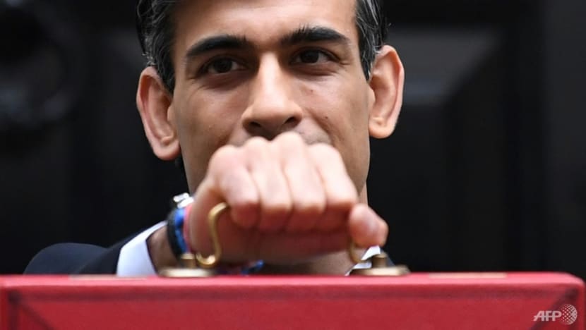 UK's Johnson steers clear of endorsing successor UK's Johnson steers clear of endorsing successor