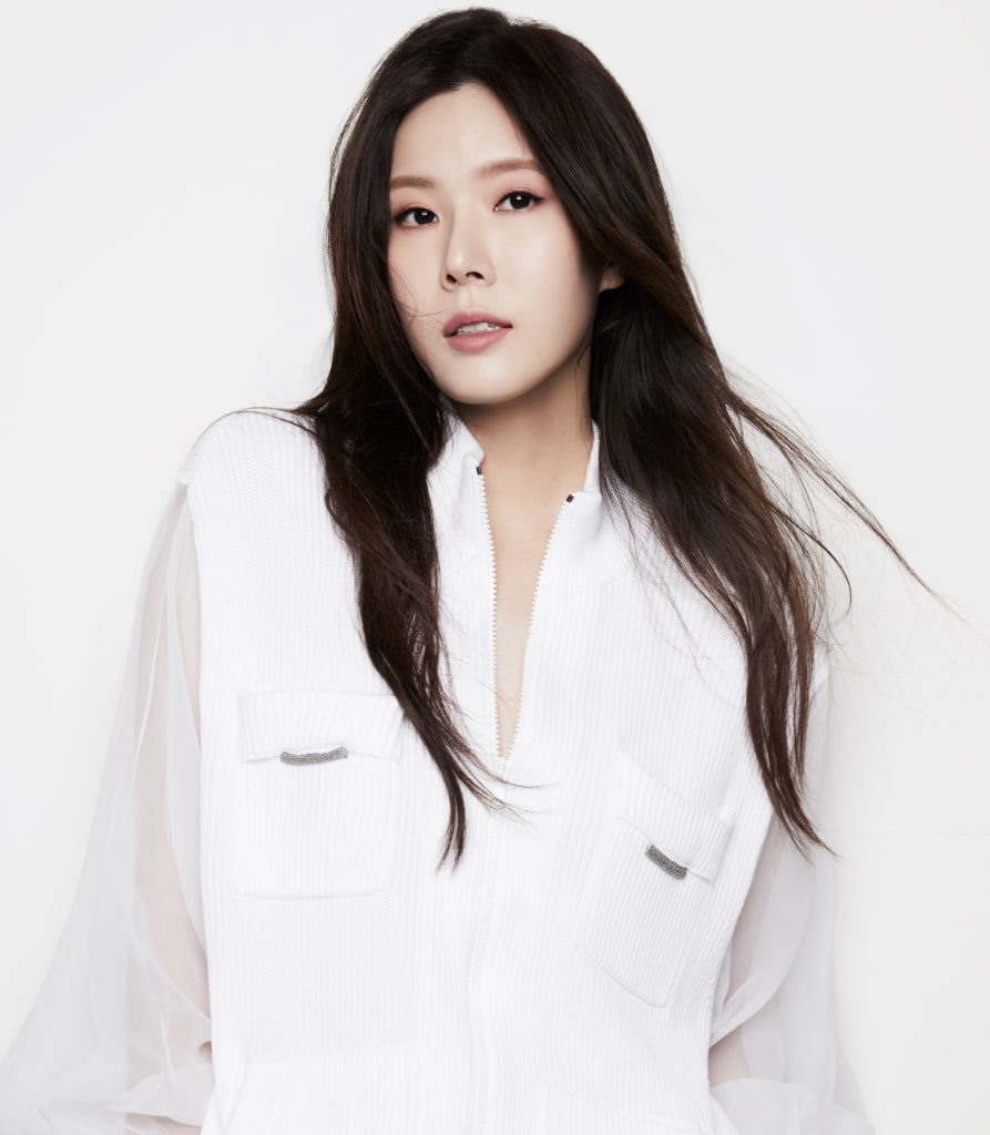Carrie Wong Carrie Wong