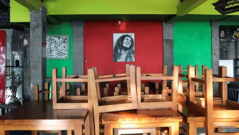 New COVID-19 cases knock hopes of reviving Southeast Asia's holiday hotspots New COVID-19 cases knock hopes of reviving Southeast Asia's holiday hotspots