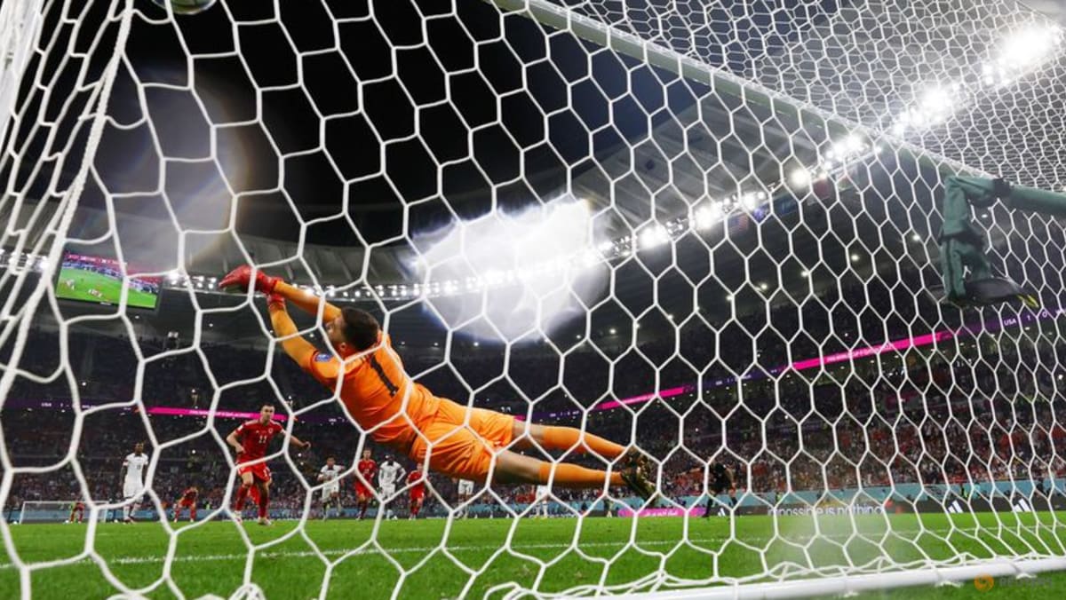 Pergantian babak pertama membantu Wales menyamakan kedudukan AS dengan penalti Bale di menit-menit akhir