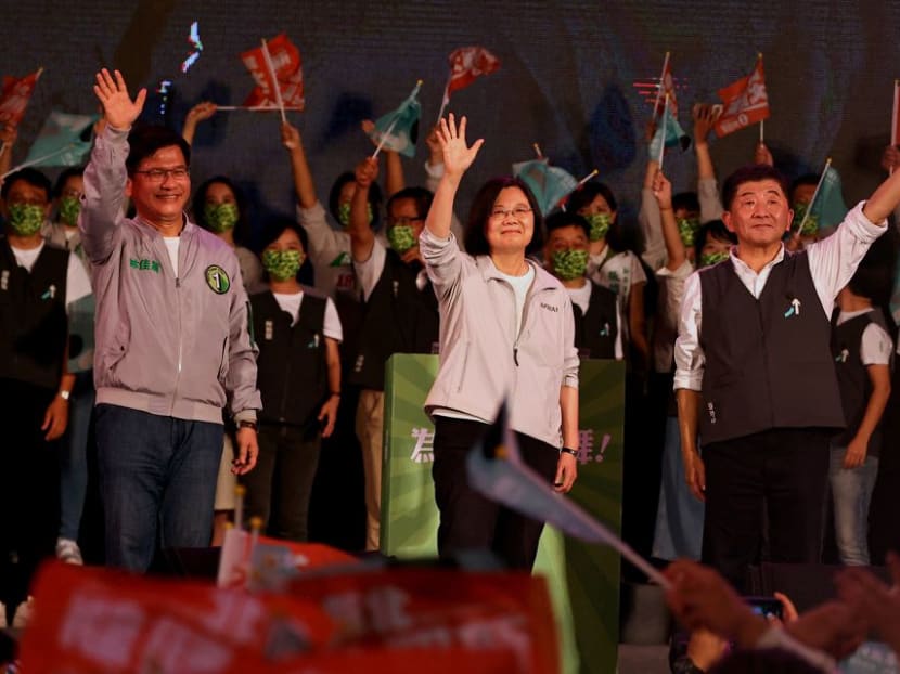 Taiwan's President Tsai Ing-wen waves at the pre-election campaign rally ahead of mayoral elections in Taipei, Taiwan, Nov 12, 2022. 
