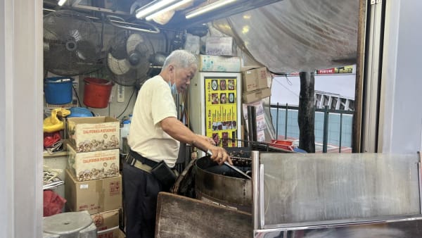 'The trade will die out soon': Roasted chestnut hawkers a rarity as sellers age